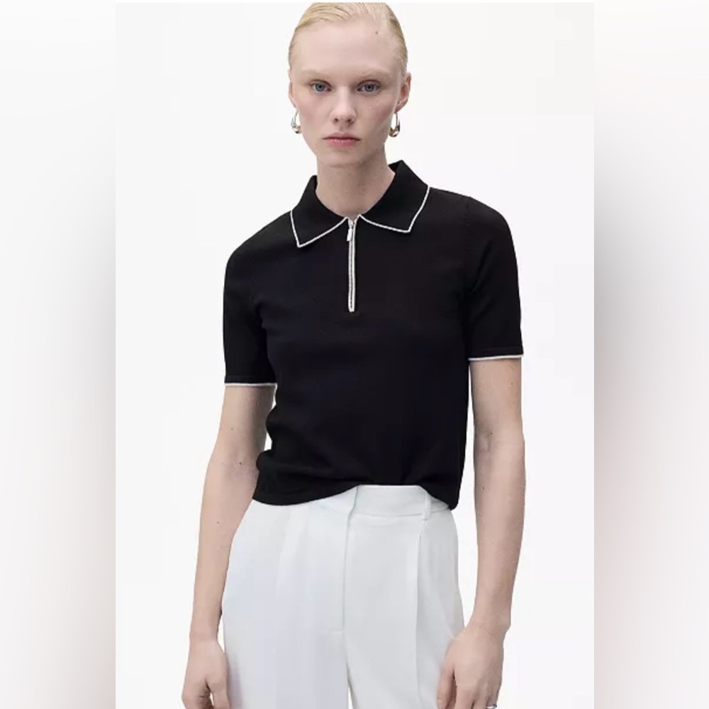 NWT MANGO
Women's Contrast Trims Polo Neck Sweater
